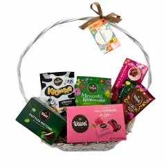 Kosz słodyczy na Wielkanoc